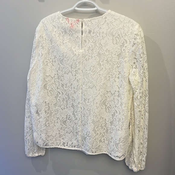 New white lace blouse - Picture 3 of 3